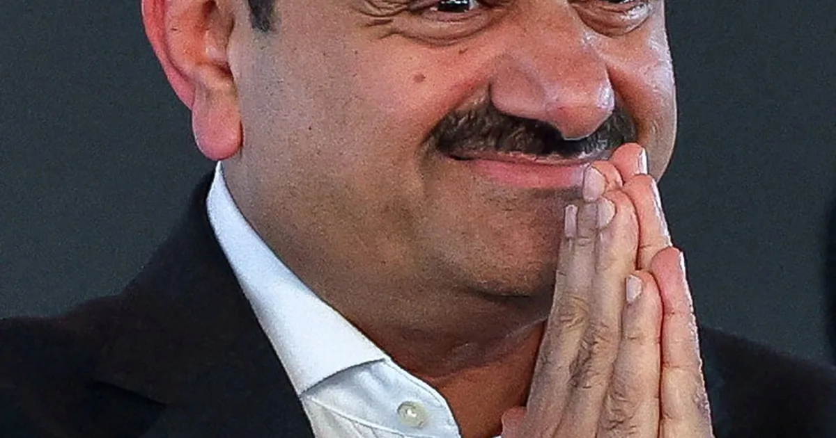 Gli USA archiviano le accuse di frode contro Adani dopo l’annuncio di un investimento da 10 miliardi di dollari