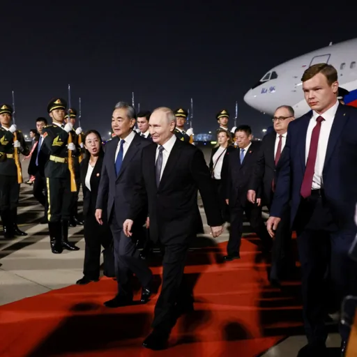 Putin in Cina: un nuovo slancio nella cooperazione energetica e commerciale