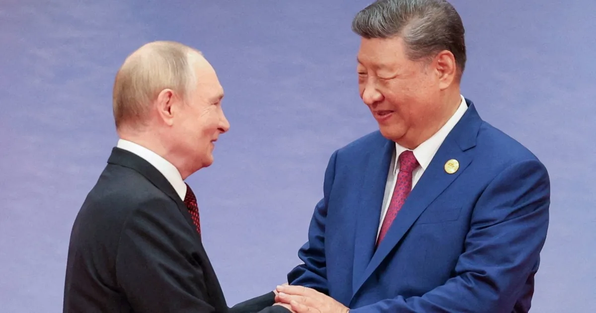 Russia e Cina rafforzano alleanza energetica e militare: una nuova sfida per l’Occidente