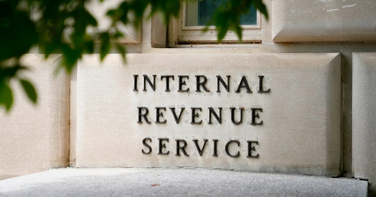 Immunità fiscale a Trump: la decisione del Dipartimento di Giustizia scatena polemiche