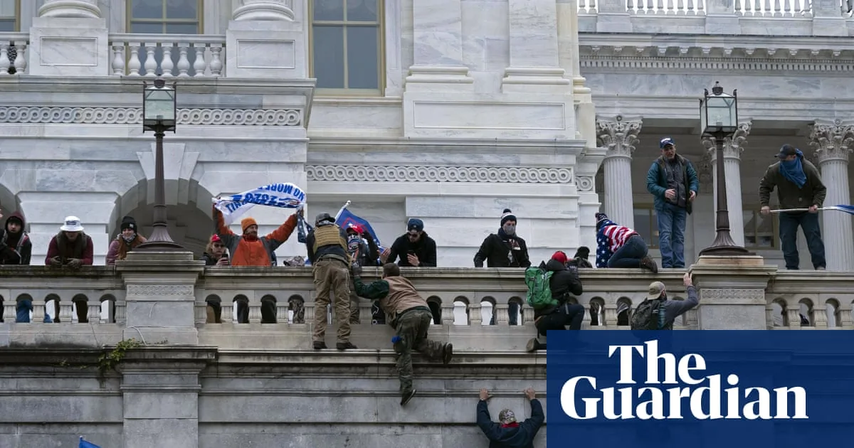 Il Dipartimento di Giustizia di Trump rimuove dal sito i comunicati sugli imputati per il 6 gennaio