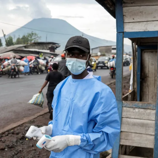 Violenza e sovraffollamento ostacolano la risposta all'Ebola nella RDC