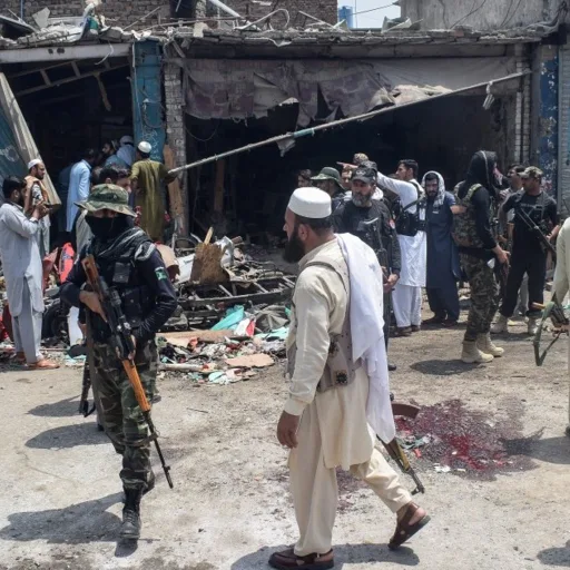 Bombardamenti a Bajaur: la fragile tregua Pakistano-Afghana a rischio